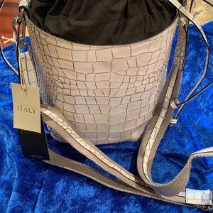 Claudia Firenze White Leather Embossed Bucket Bag